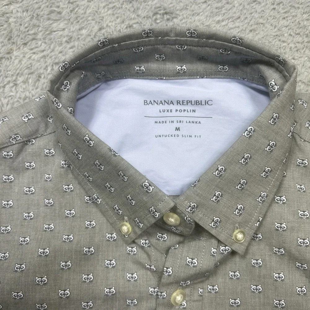 Banana Republic Shirt Mens M Gray Luxe Poplin Untucked Slim Fit Racoon Print EUC